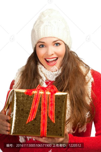 抱著圣誕禮物的漂亮女人