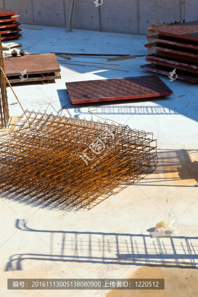 在一個新房子的建筑工地的材料