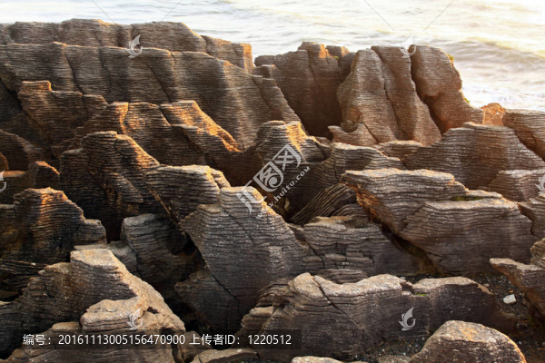 西海岸海灘的煎餅大峽谷巖石景觀