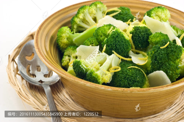 蒸西蘭花