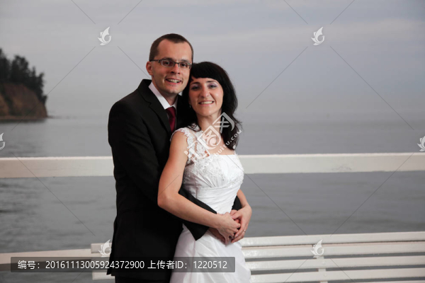 新娘和新郎-匯圖網(wǎng) www.fosd68.com 新娘和新郎