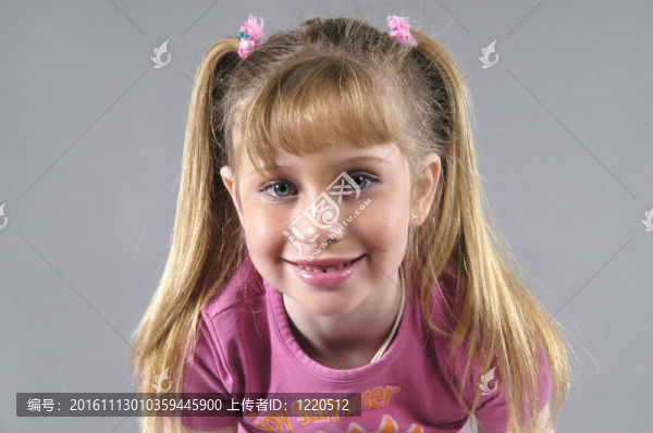金發(fā)美女模特模特