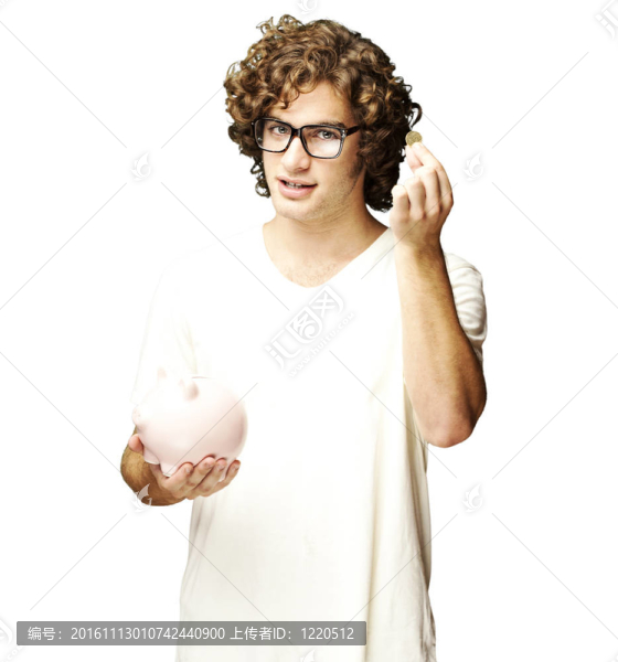 男子持幣