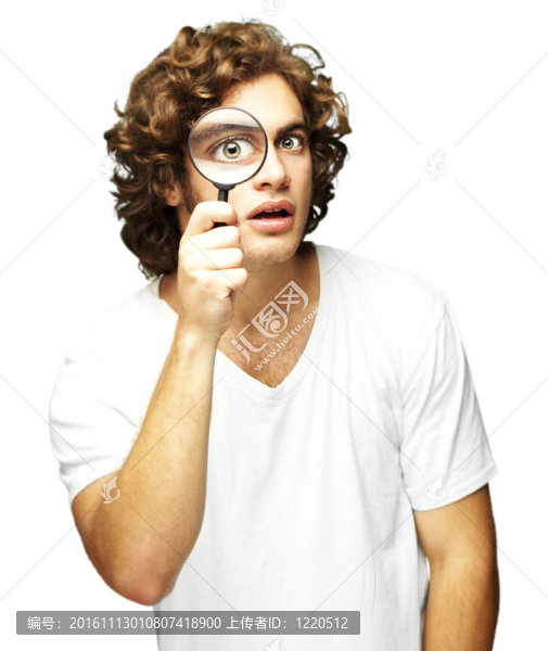 帶有放大鏡的人