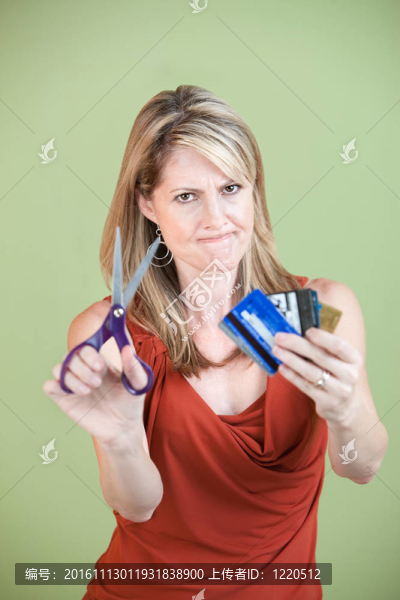 婦女削減信用卡