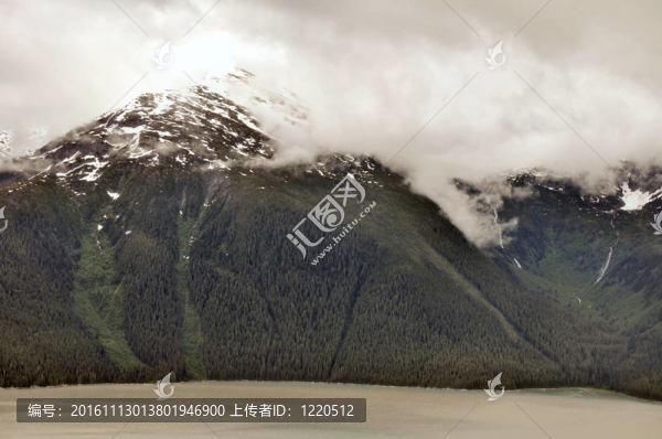 阿拉斯加山