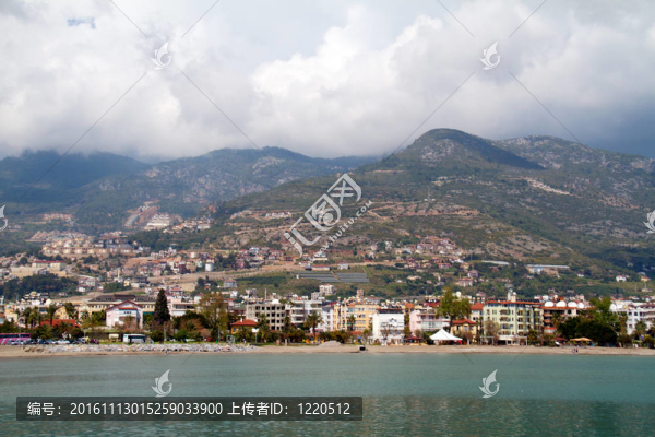 阿拉尼亞市山；海岸；土耳其