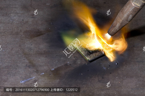 具有吹管的燃燒的中央處理器