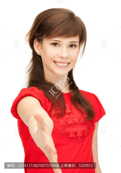 少女張開(kāi)手準(zhǔn)備握手