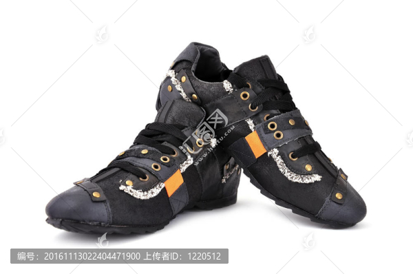 皮革運(yùn)動(dòng)鞋