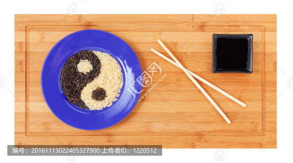 亞洲極簡主義的早餐