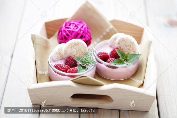 樹莓酸奶