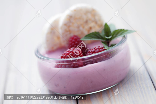 樹莓酸奶
