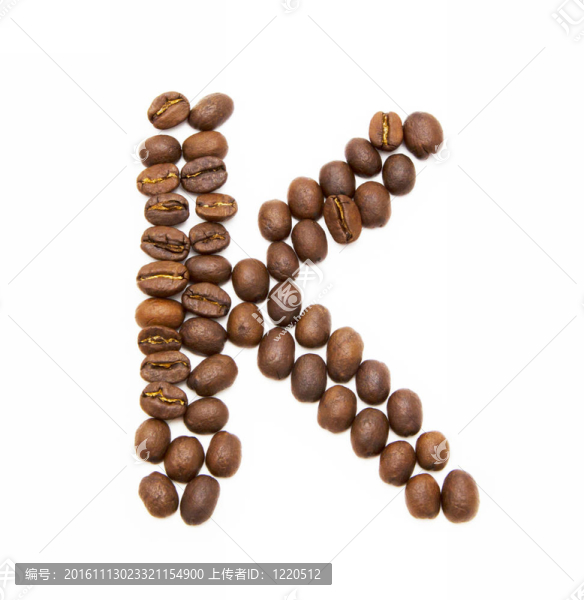烤咖啡豆制成的字母K