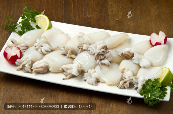 新鮮墨魚(yú)