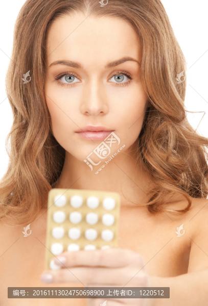 年輕美麗的女人