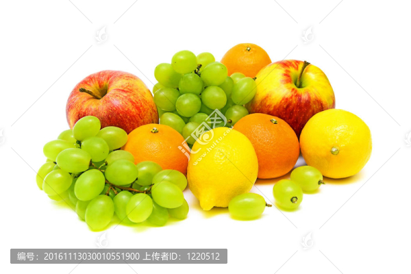 靜物。白色背景上的新鮮水果。