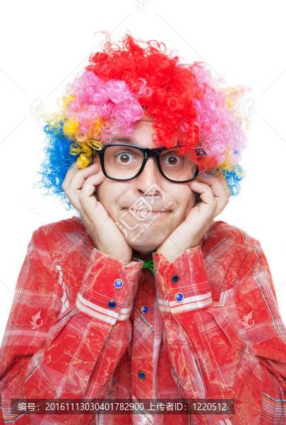 戴假發(fā)的男人