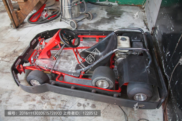 室內(nèi)卡丁車