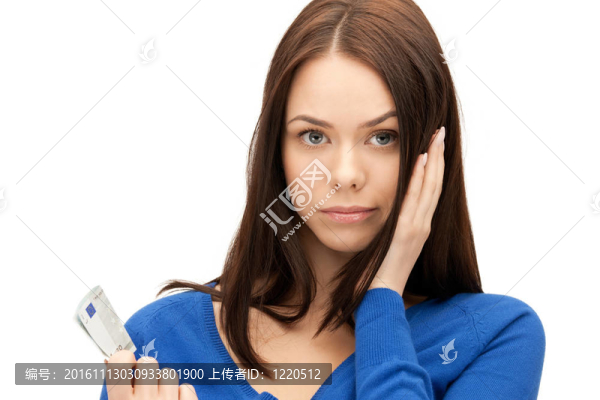 不快樂的女人用歐元現(xiàn)金