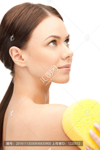 美麗女人用海綿