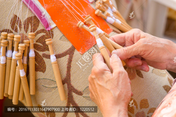 棒槌花邊制作