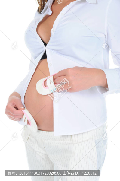 美麗的年輕孕婦