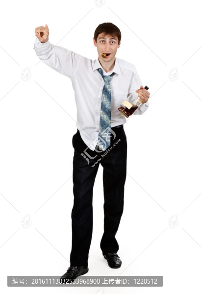 喝了一瓶干邑的商人