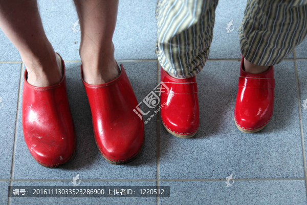 紅底鞋