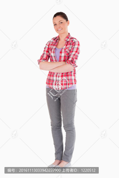 有魅力的女性姿勢站立時
