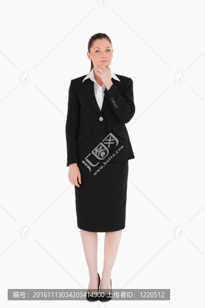 漂亮的女性在西裝擺