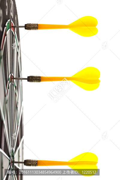 飛鏢擊中靶心