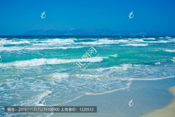 愛琴海上的波浪