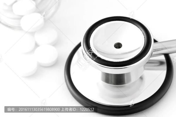 聽診器的藥丸