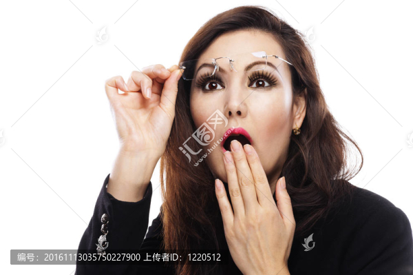戴眼鏡的女人