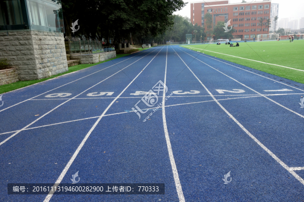 跑道,塑膠跑道
