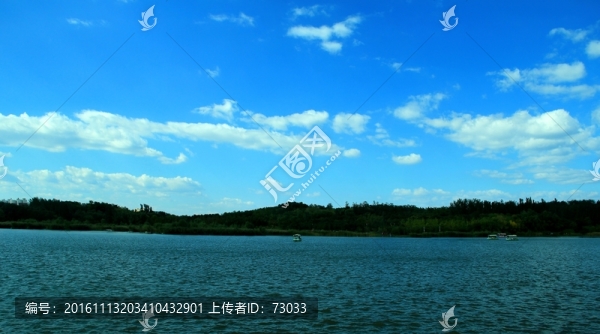 人工湖