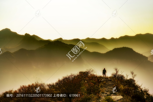 水墨山川