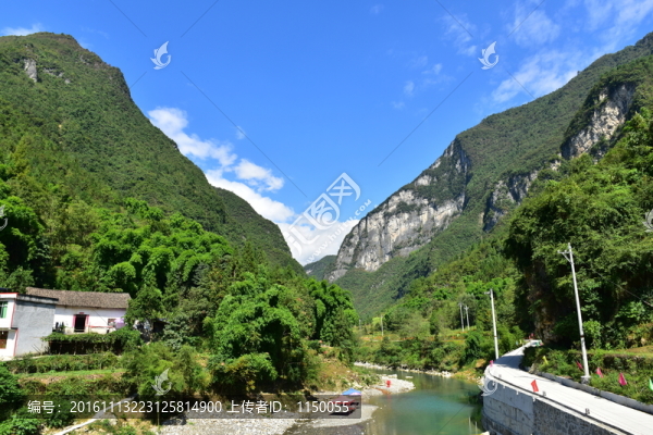 土家族傳統(tǒng)村莊民居風景