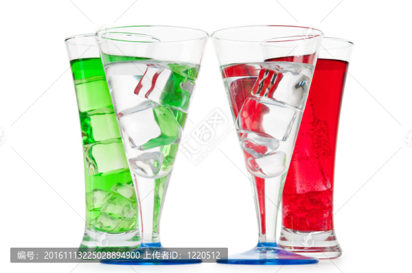 彩色雞尾酒