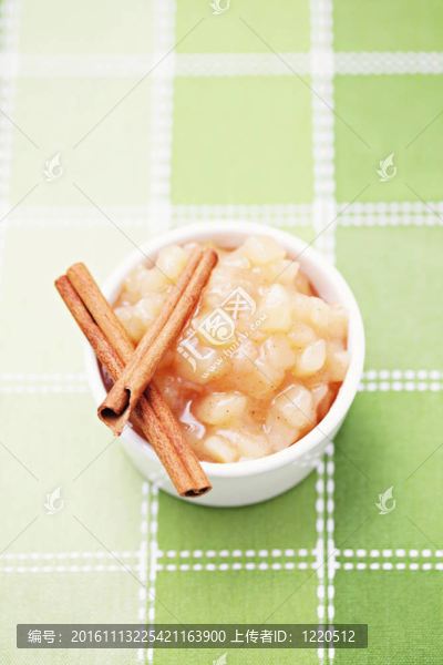 蘋果和肉桂