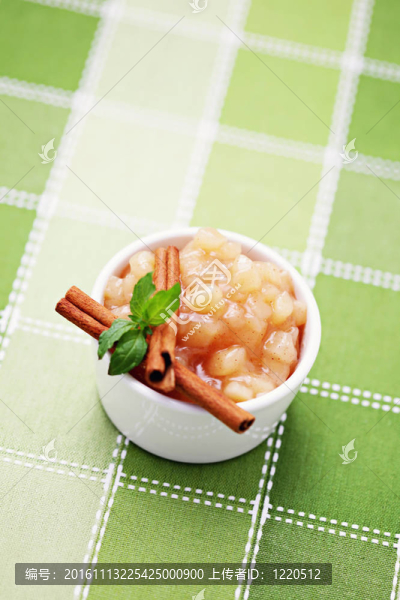 蘋果和肉桂