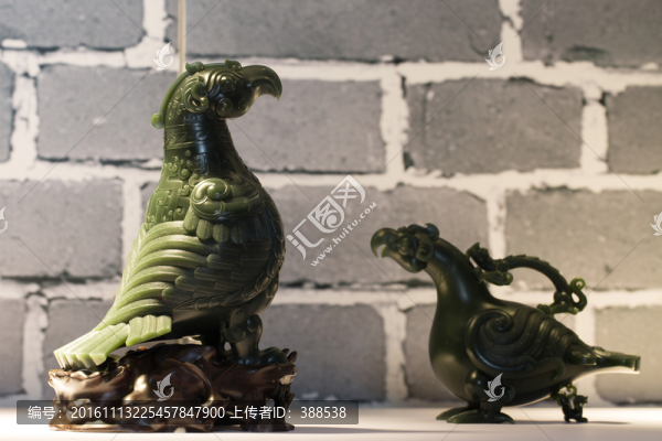 玉雕,金鷹