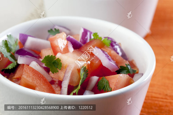 關(guān)閉的新鮮沙拉