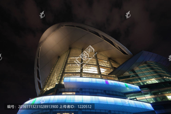 香港會展中心在夜間照明
