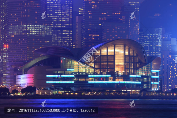香港會展中心在夜間照明