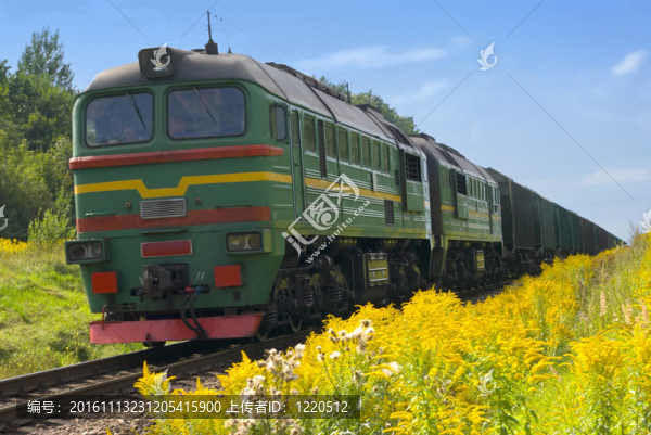 從車上的貨物列車。