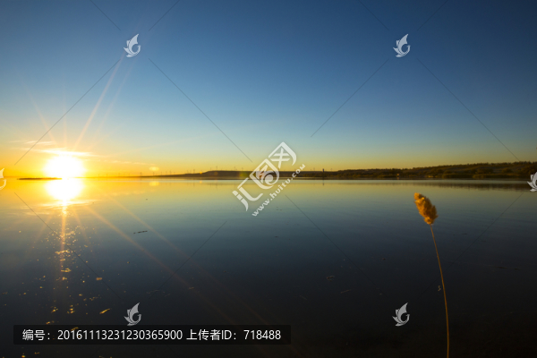 湖面,日落