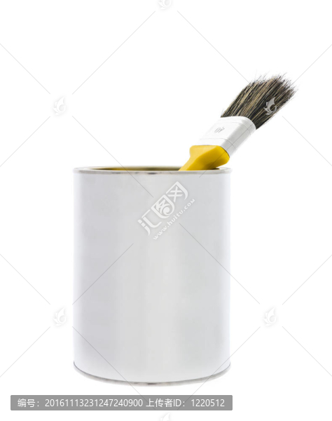 用刷子刷