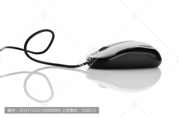 白色背景下的電腦鼠標(biāo)